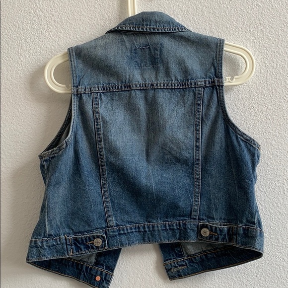 Old Navy Distressed Denim Vest Sz S Petite - Picture 4 of 4